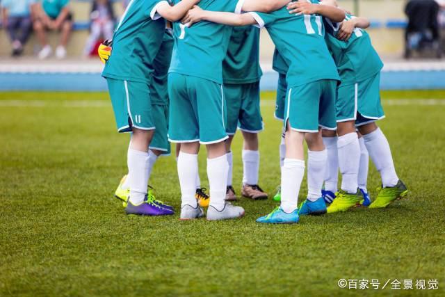 马竞传奇借图调侃：再提克拉滕伯克承认误判